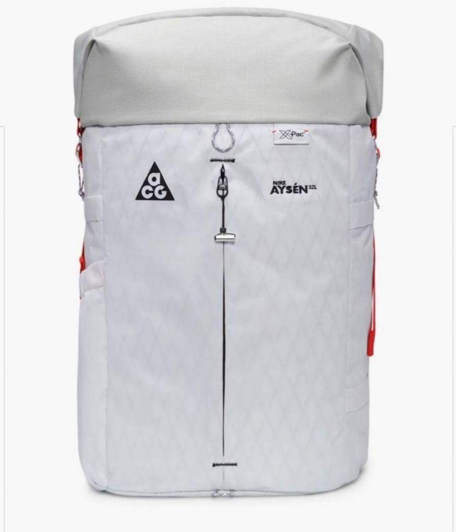 NIKE ACG デイバック　32L Nike ACG Aysén Day Pack (32L). Nike ID