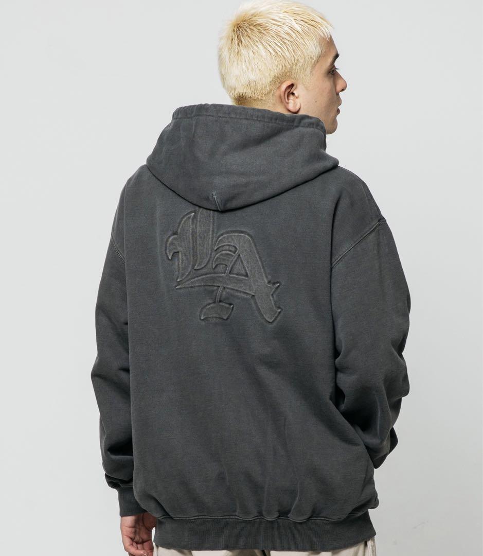 XLARGE フルジップパーカー フーディー（PIGMENT DYED EMBOSS