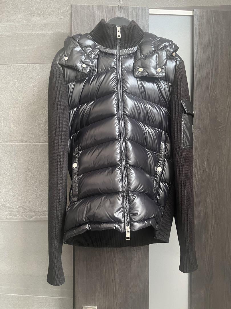 モンクレール ブラック ダウンジャケット（Moncler/モンクレール