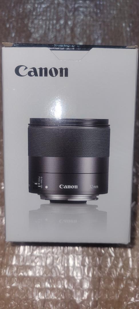 Canon EF-M 32mm F1.4 STM 箱付属品付き WW9998 Canon EF-M 32mm F1.4 STM 箱付属品付き WW9998（Canon EF-M32mm