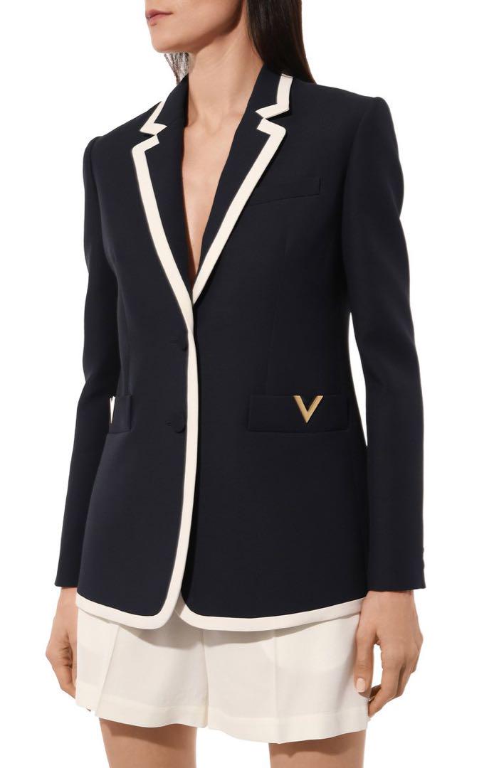 新品 VALENTINO ネイビー テーラードジャケット Vロゴ 36 新品 VALENTINO ネイビー テーラードジャケット Vロゴ 36