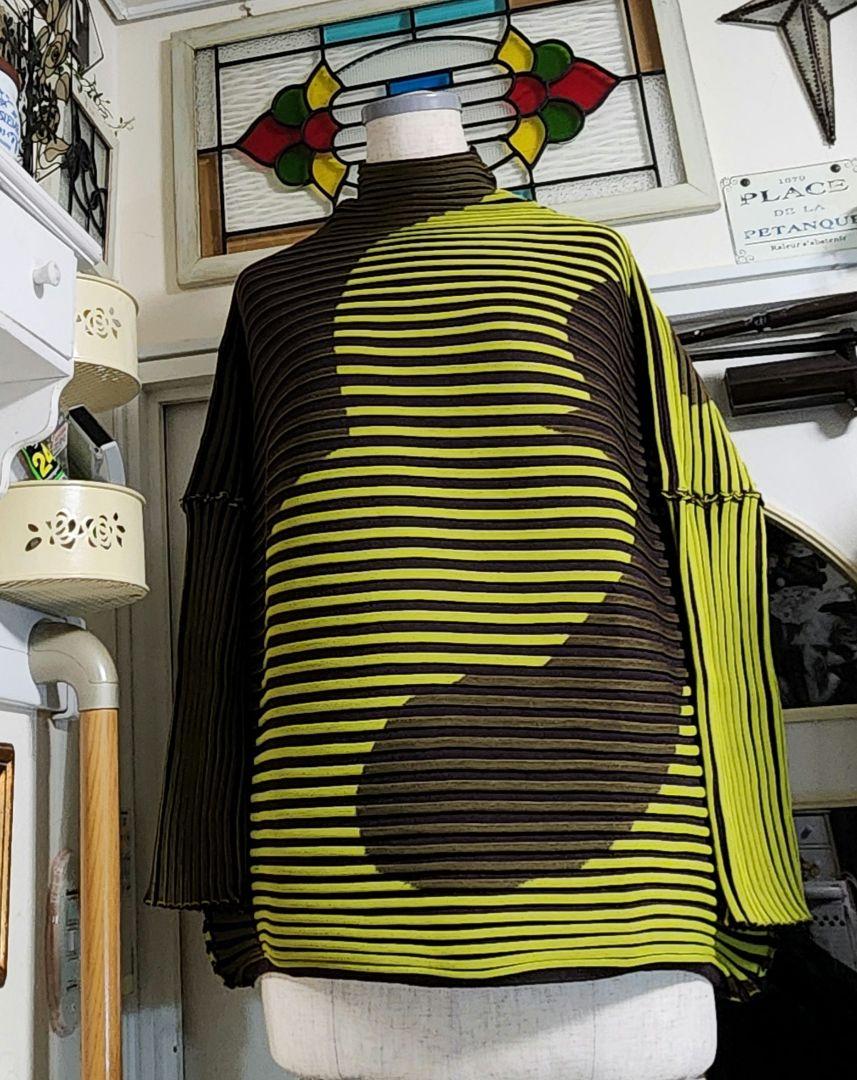 美品 ISSEY MIYAKE イッセイミヤケ リバーシブル ニット