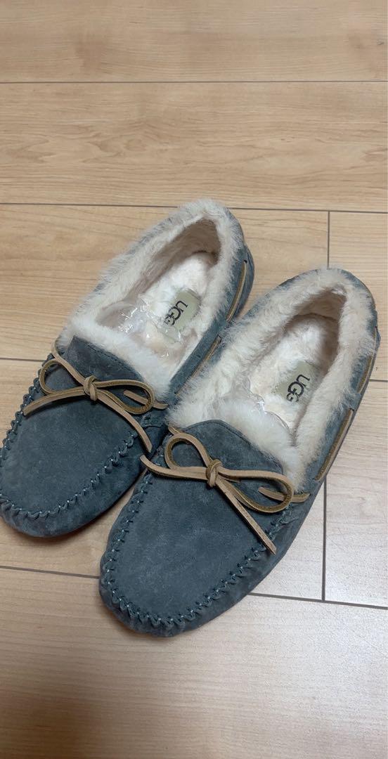 【UGG】リボン モカシン ファースリッポン グレー UGG アグ リジー モカシン ファー ボア グレー ニューヨーク購入