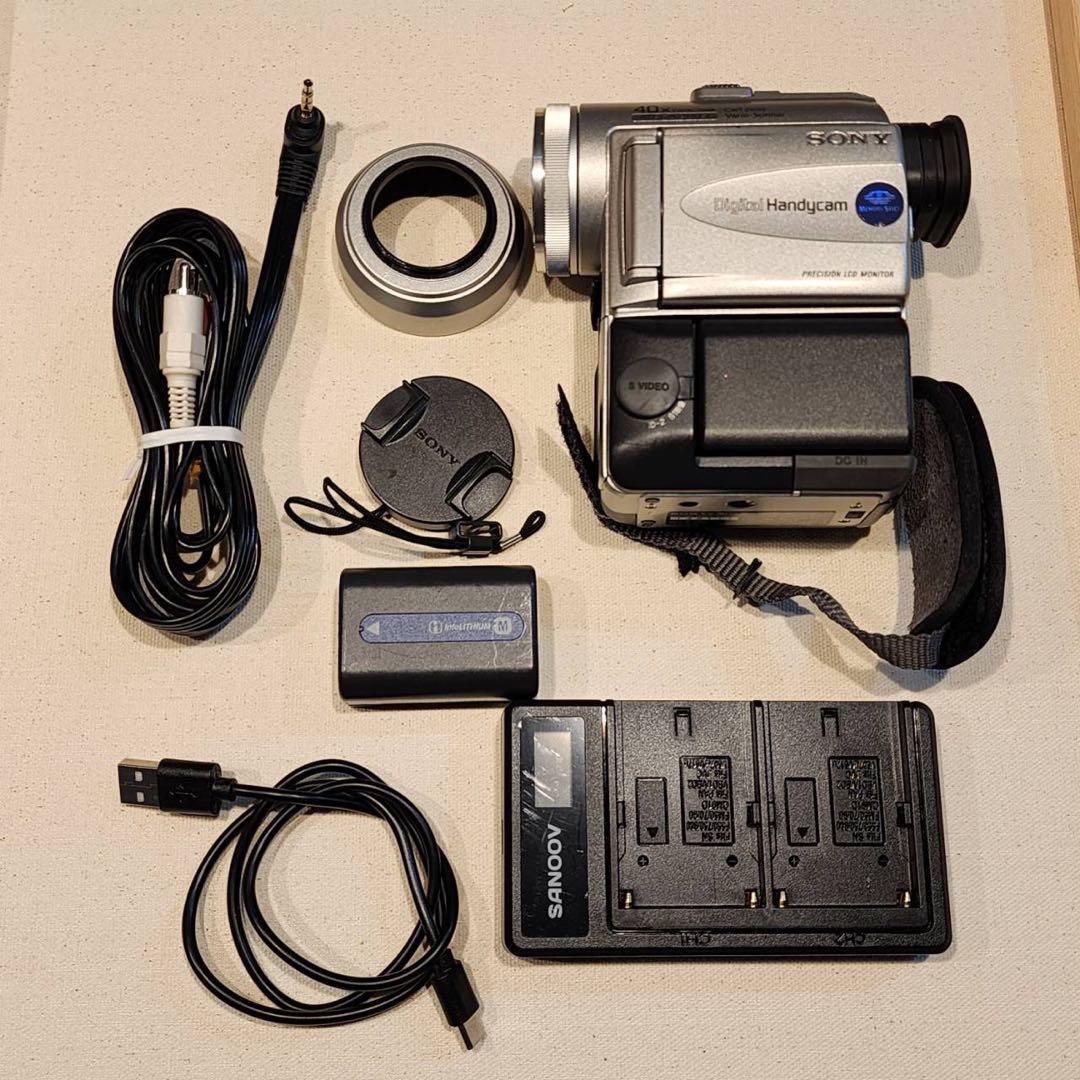 SONY ソニー DCR-PC100 デジタルビデオカメラレコーダー Amazon | SONY DCR-PC100 デジタルビデオカメラレコーダー