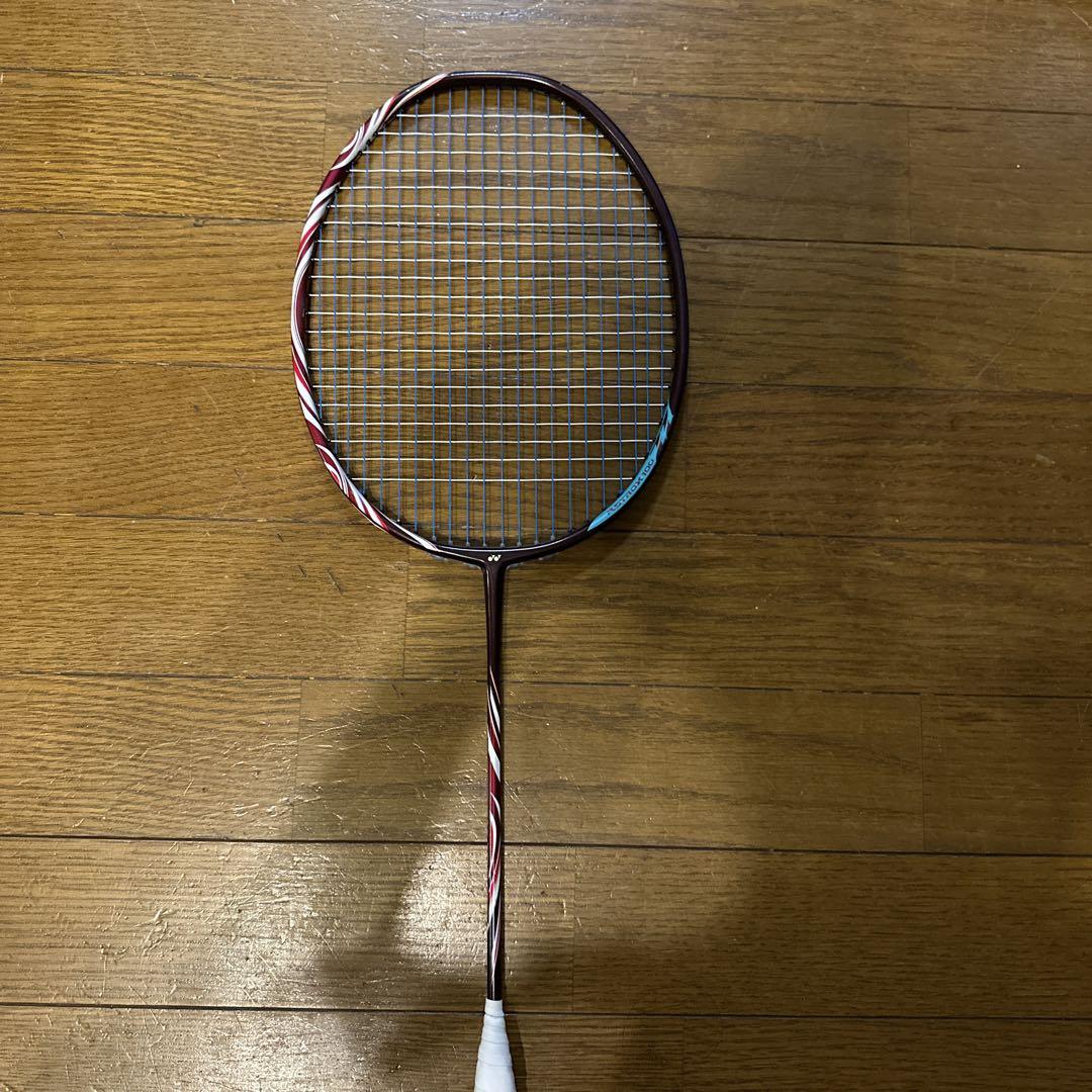 アストロクス100zz 4Uクレナイ アストロクス100zz（クレナイ） （YONEX ASTROX 100ZZ 4U