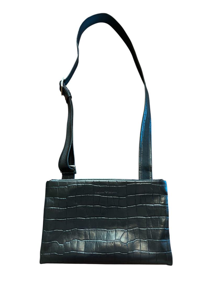 EMPORIO ARMANI ショルダーバッグ ブラック　クロコダイル　ワニ EMPORIO ARMANI ショルダーバッグ ブラック クロコダイル ワニ