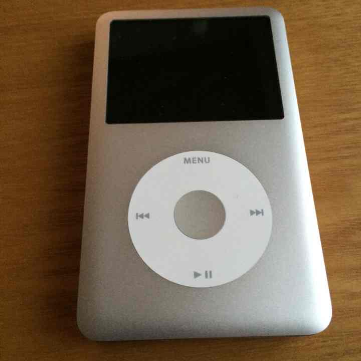 iPod classic 160GB ジャンク（apple iPod classic 160GB