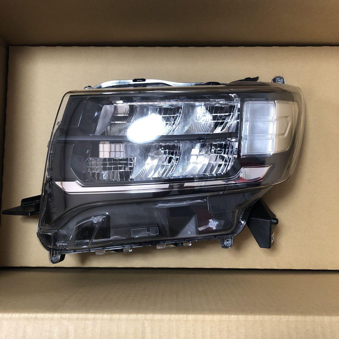 タントファンクロス LA650S LEDヘッドライト 左側 美品 （タント