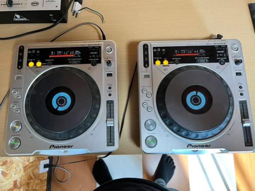 Pioneer パイオニアCDJ-800MK2 2台セット 専用ハードケース付き Pioneer パイオニアCDJ-800MK2 2台セット 専用ハードケース付き