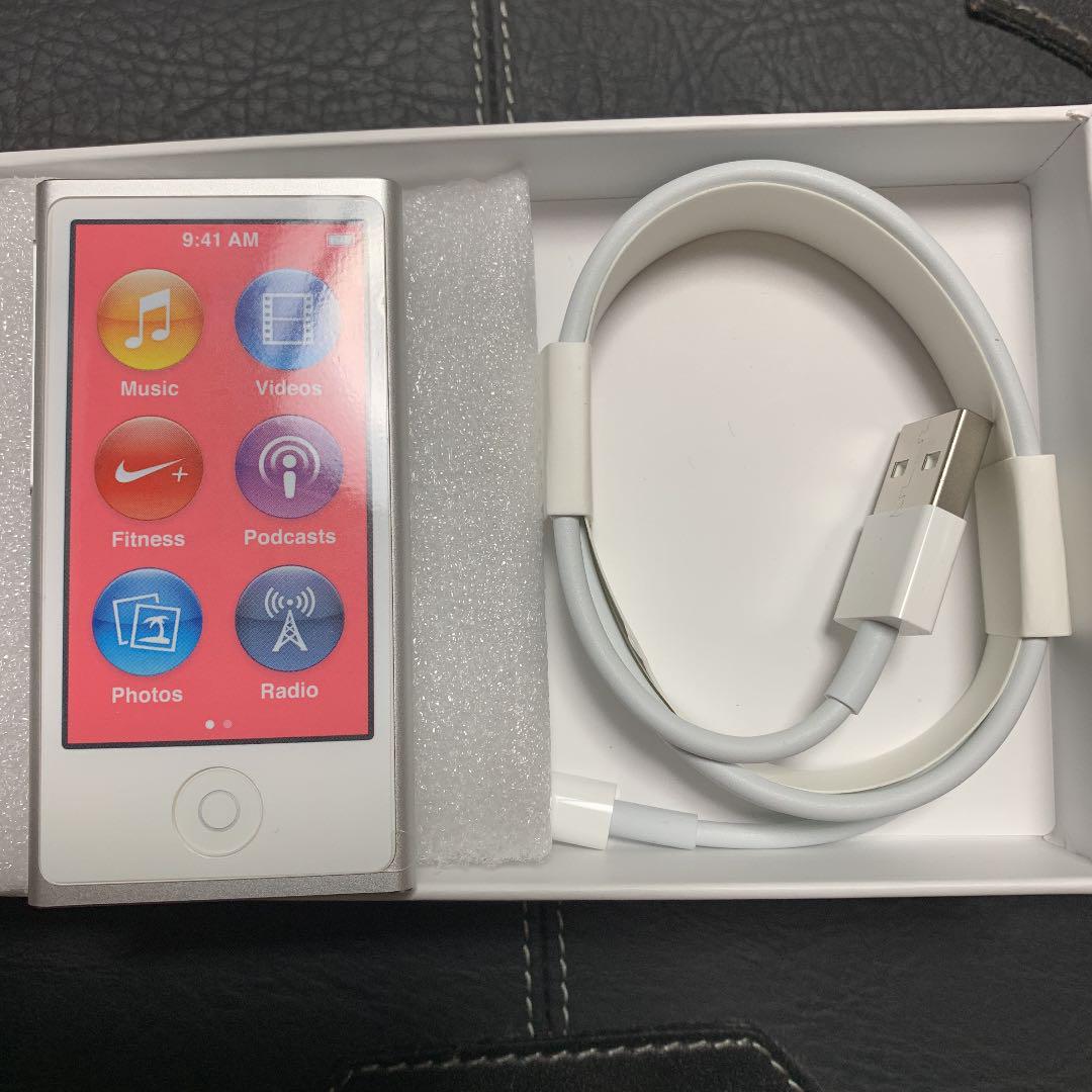 Apple iPod nano 16GB シルバー（Apple iPod Nano 7th