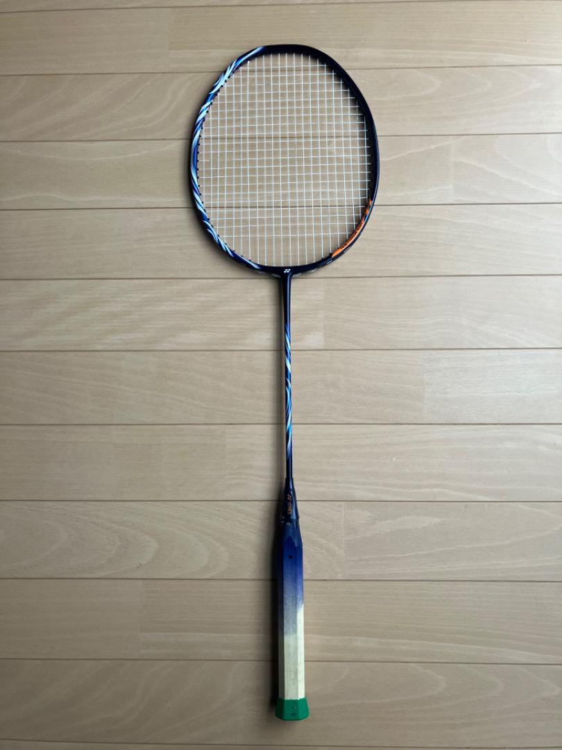 ASTROX100zz （Yonex Sunrise Singapore - Astrox 100 ZZ is