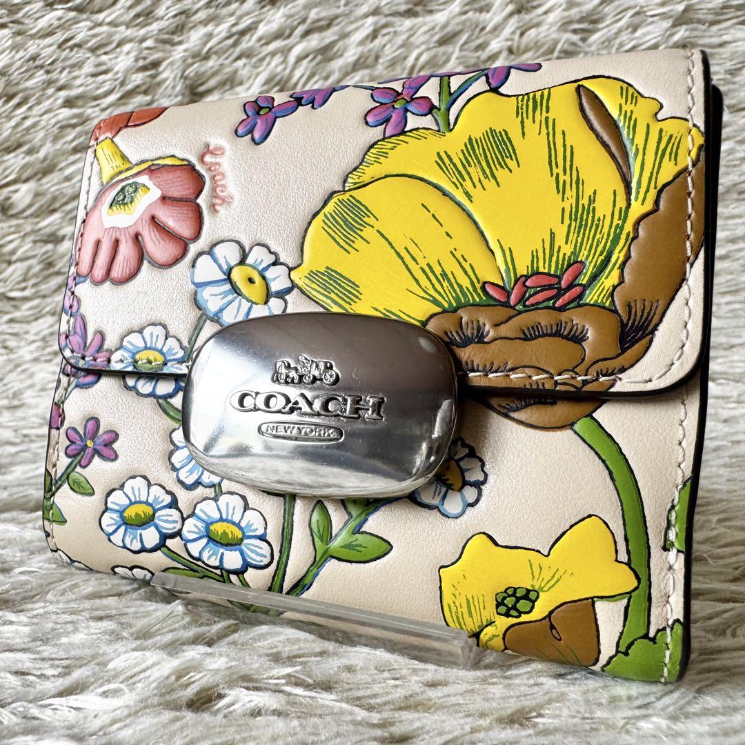 希少　COACH 折り財布　エライザ　スモールウォレット　フローラル　プリント Amazon | [COACH] 財布 三つ折り財布 コンパクト財布 CI192