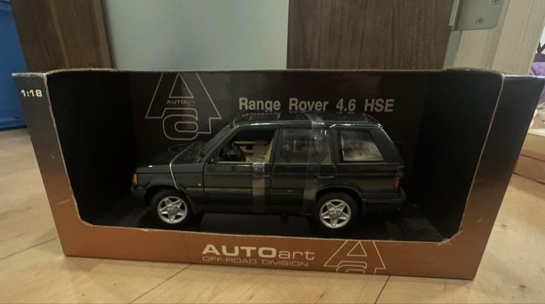 AUTOart 1/18 RANGE ROVER 4.6 HSE ブラック（Autoart Range