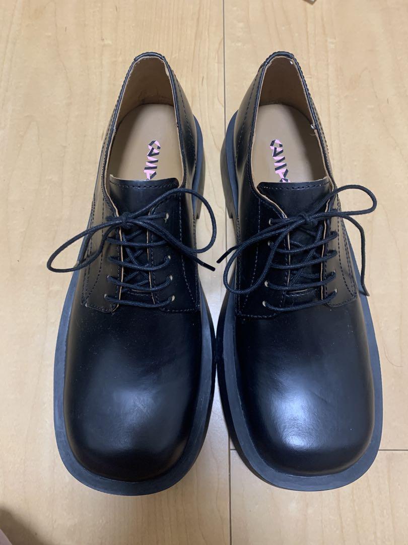 新品未使用CAMPERLAB Mil-1978 サイズ41 革靴 Neuman Black Formal Shoes for Unisex - Spring/Summer