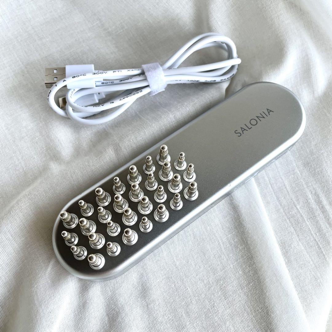 SALONIA 美顔器 シルバー USBケーブル付き Amazon.co.jp: SALONIA サロニア EMS リフトブラシ 電気ブラシ