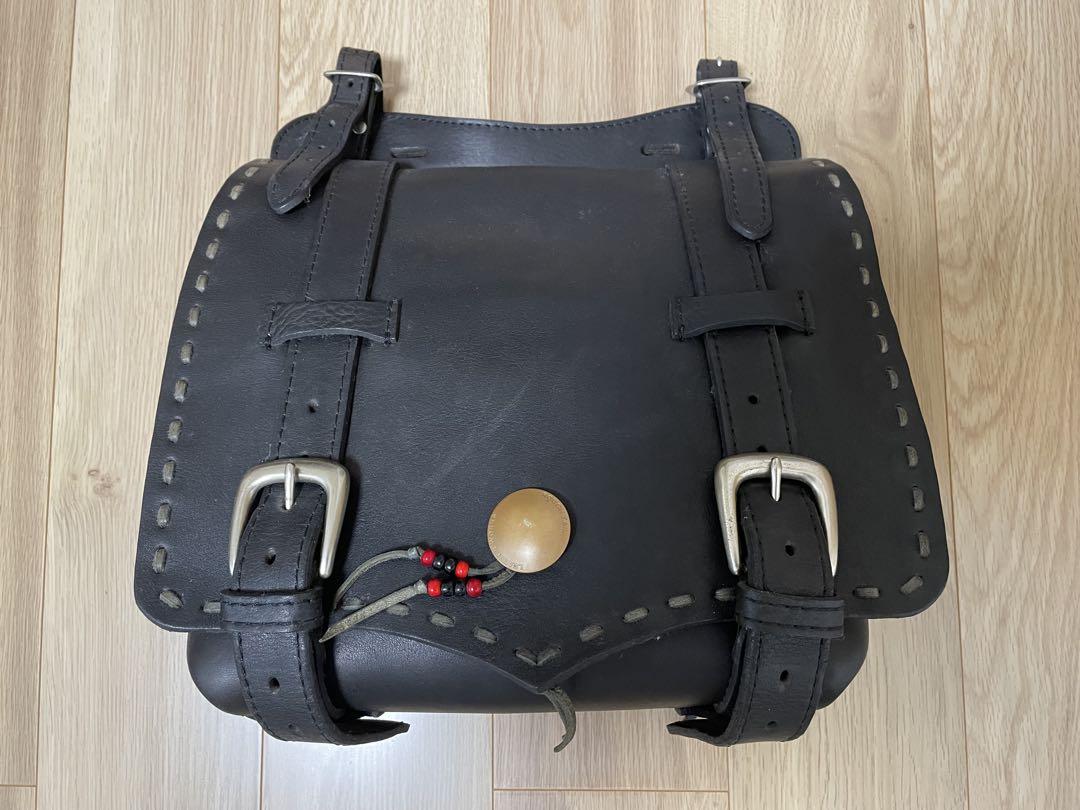 ラフテールレザーワークスワンネスサドルバック XS ブラック ラフテールレザーワークス ワンネスM サドルバッグ(roughtail