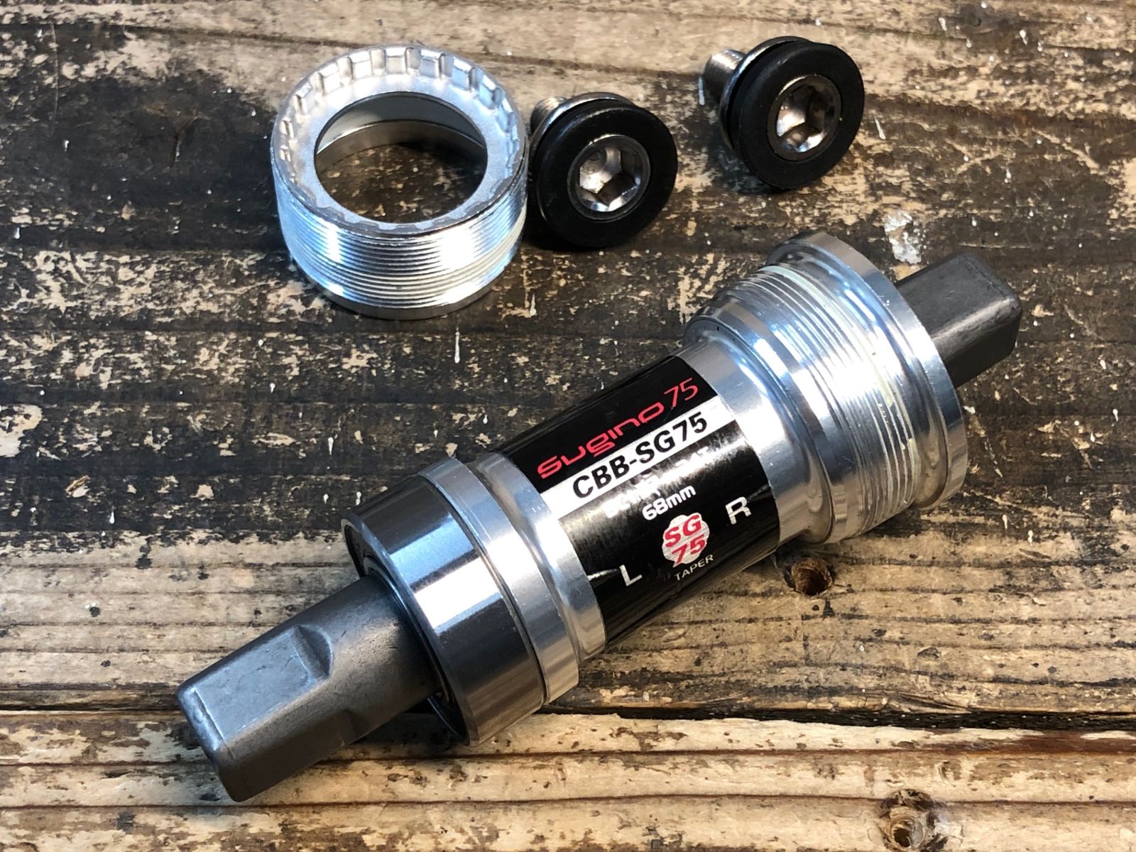 Sugino CBB-SG75 ボトムブラケット 4582412153315-S.jpg