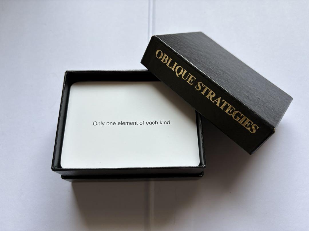 OBLIQUE STRATEGIES ブライアン・イーノ Oblique strategies ブライアン・イーノ （充実の品