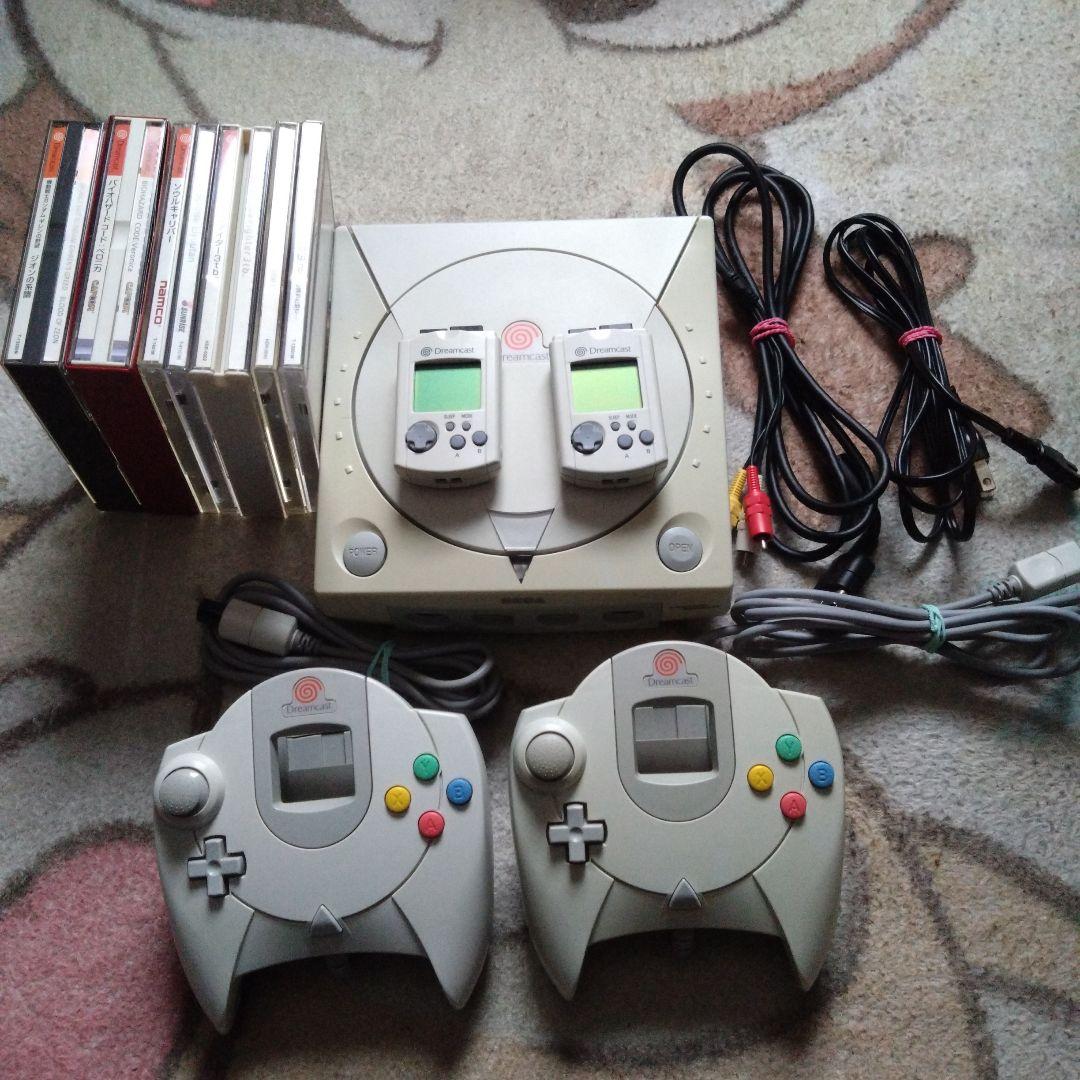 セガ Dreamcast 本体 2コントローラー ゲーム7本セット セガ Dreamcast 本体 2コントローラー ゲーム7本セット