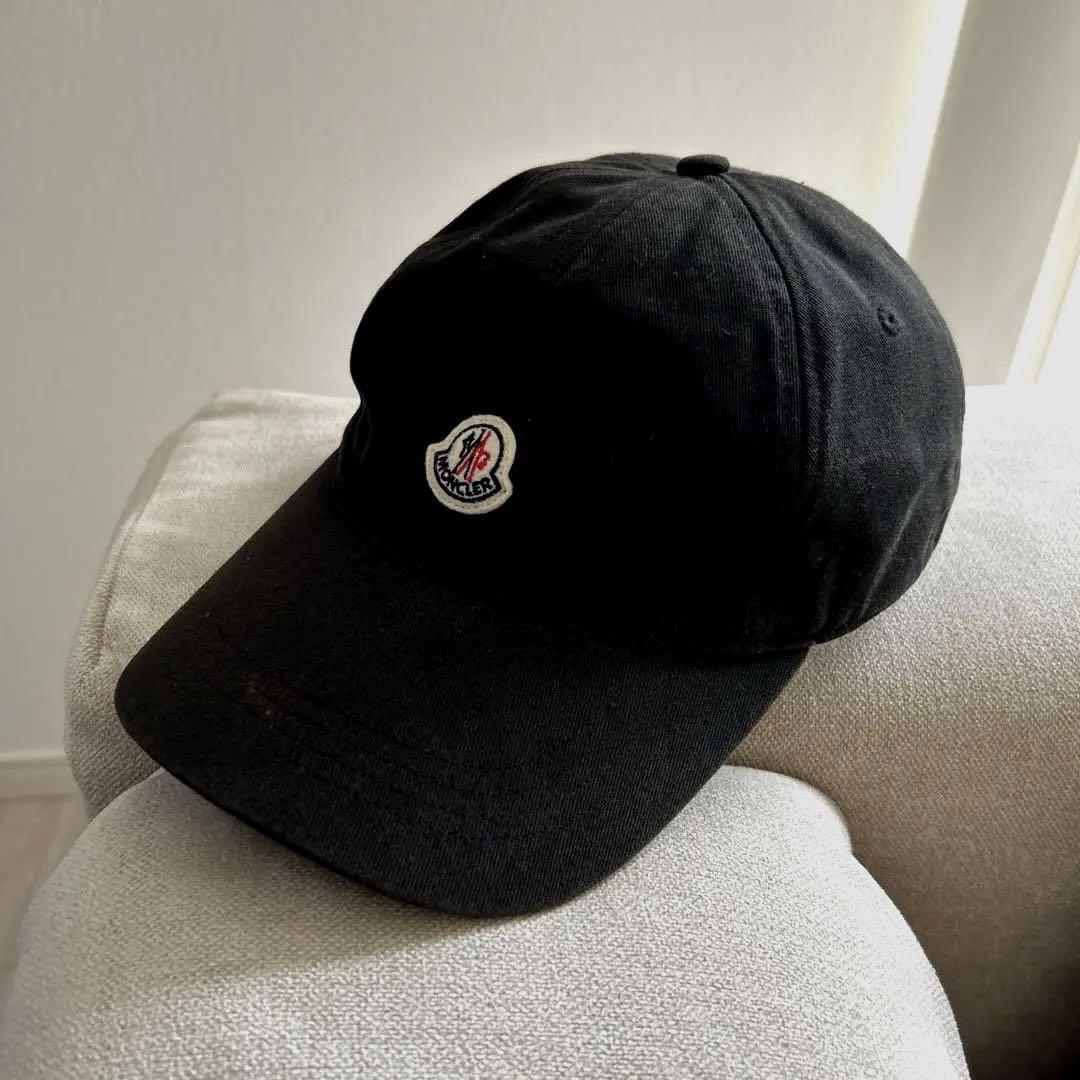 【cheka】MONCLER ♡黒 キャップ Moncler Men's Black Diagonal Logo-Print Baseball Cap, Size