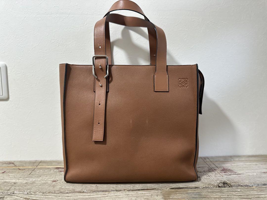 ロエベ　LOEWE バックル ジップ トート ブロンズ色　ビジネスバック ロエベ LOEWE バックル ジップ トート ブロンズ色 ビジネス