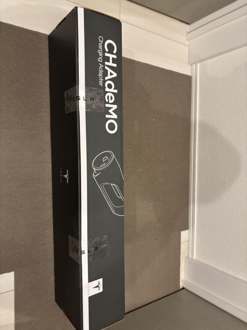 (箱付き)送料無料！テスラ チャデモアダプター　TESLA CHADEMO 箱付き)送料無料！テスラ チャデモアダプター TESLA CHADEMO