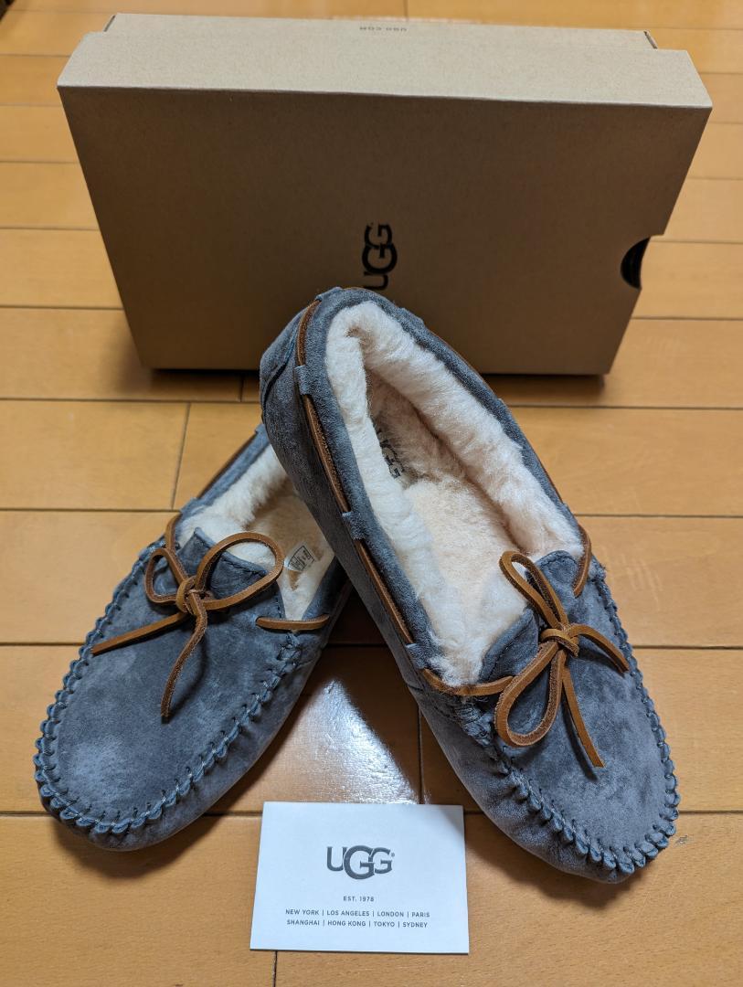 完全未使用★UGG モカシン スカラップド モック ブラック 25cm 新品 正規品 UGG DAKOTA モカシン BLACK 23㎝｜Yahoo!フリマ（旧