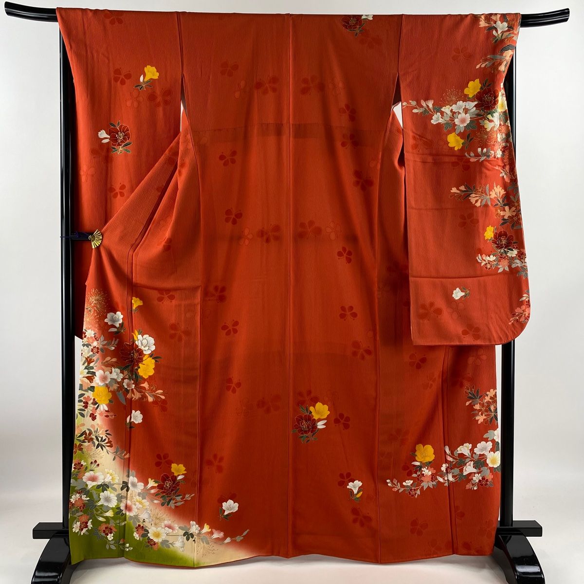 振袖 ⭐️身丈174.5cm L 袷 蝶 薔薇 金彩 赤 正絹 秀品 【中古】 振袖 ⭐️身丈174.5cm L 袷 蝶 薔薇 金彩 赤 正絹 秀品 【中古】