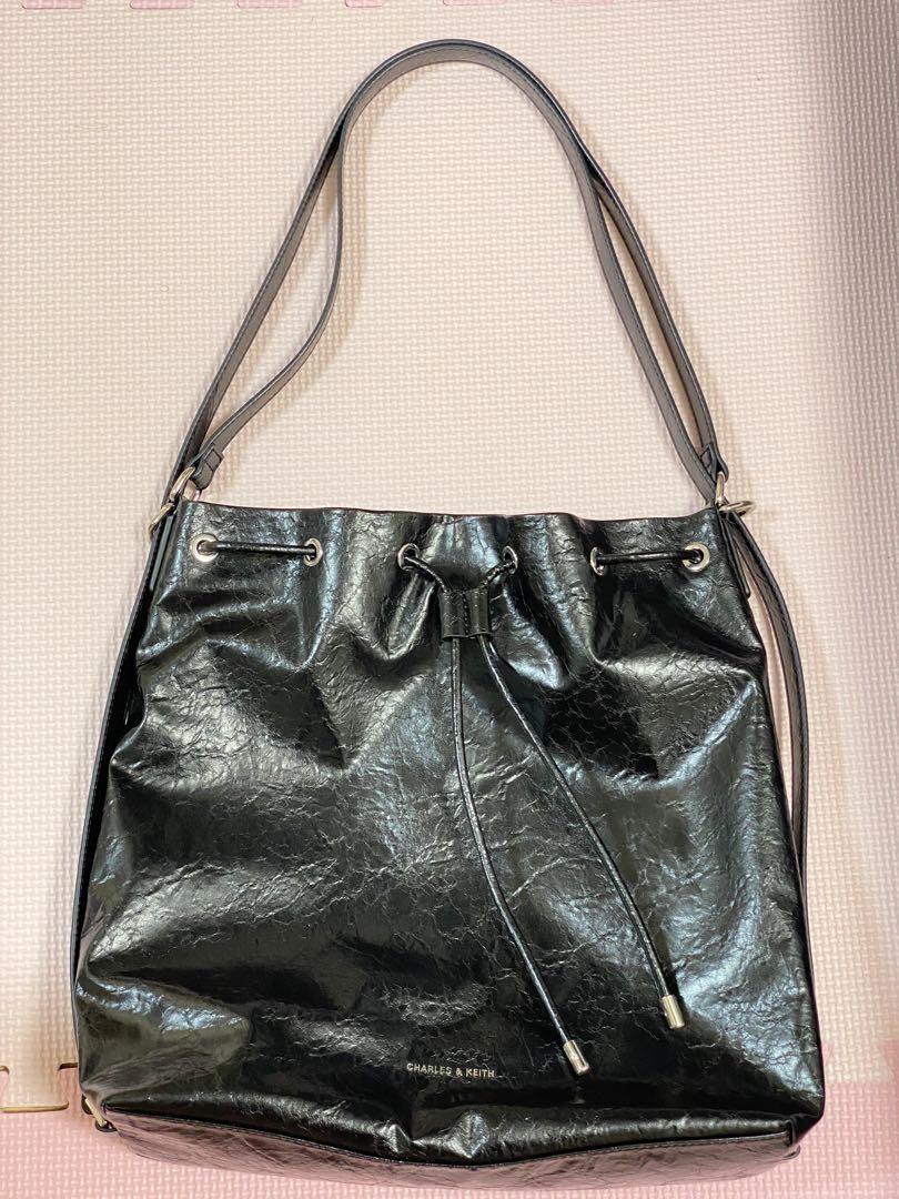 【新品未使用】CHARLES & KEITH 2wayショルダーバッグ CHARLES & KEITH 2way ブラック ショルダーバッグ - メルカリ