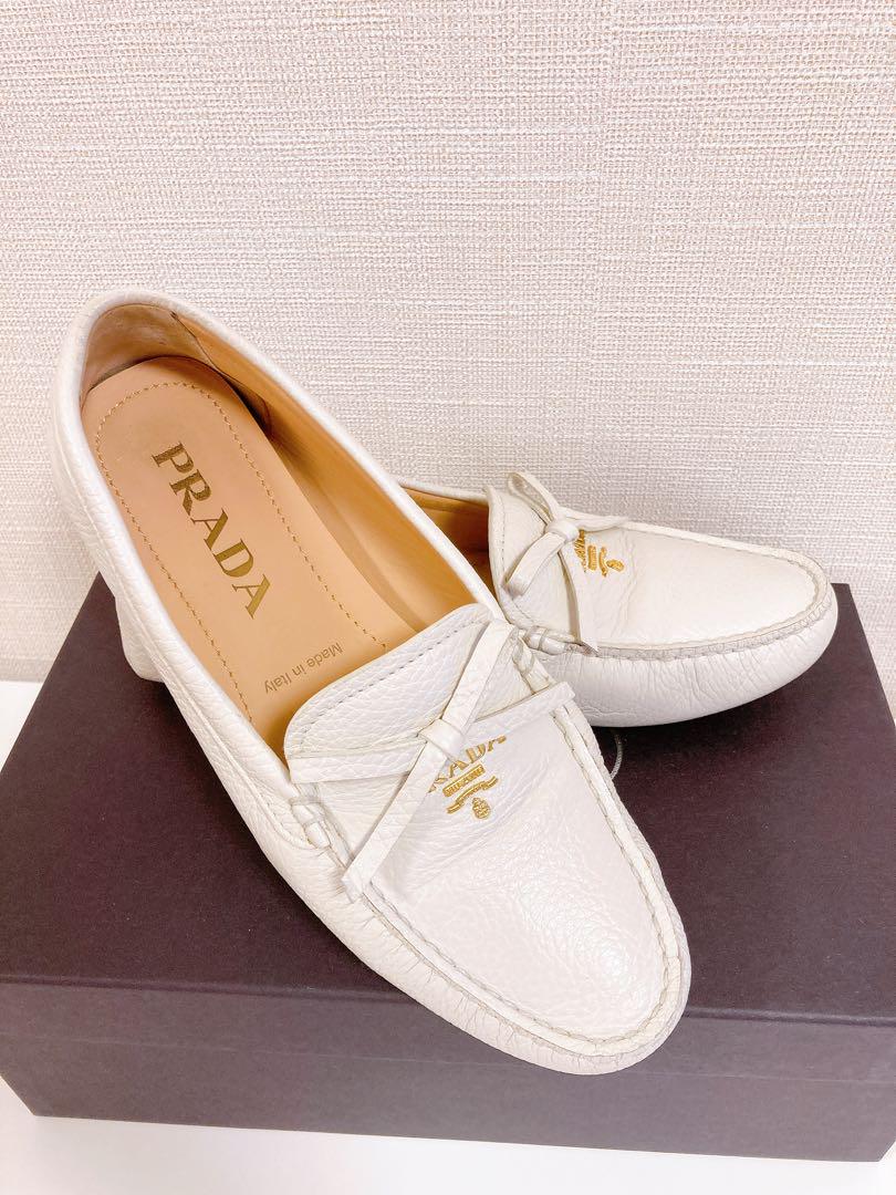 PRADA ホワイトレザー ローファードライビングシューズ　24cm 37 PRADA ホワイトレザー ローファードライビングシューズ 24cm 37