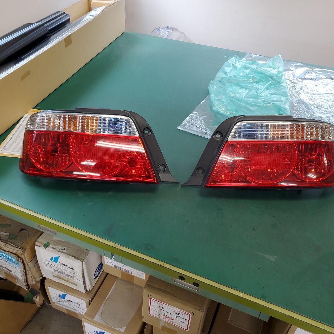 JZX100チェイサーTRDスポーツ純正後期テールランプ （中古車