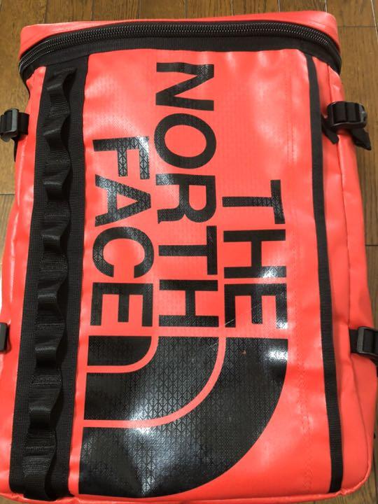 ノースフェイス THE NORTH FACE ヒューズボックス 30L レッド
