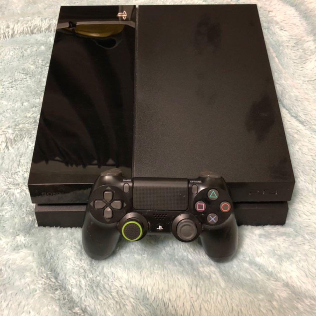 送料無料☆ PlayStation4 ジェット・ブラック 500GB（送料無料