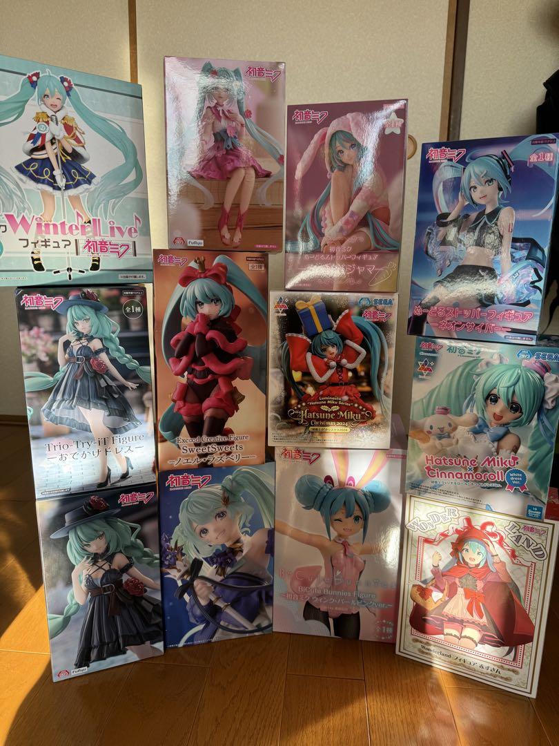 新品未開封】初音ミク フィギュア12体セット （中古】【未開封