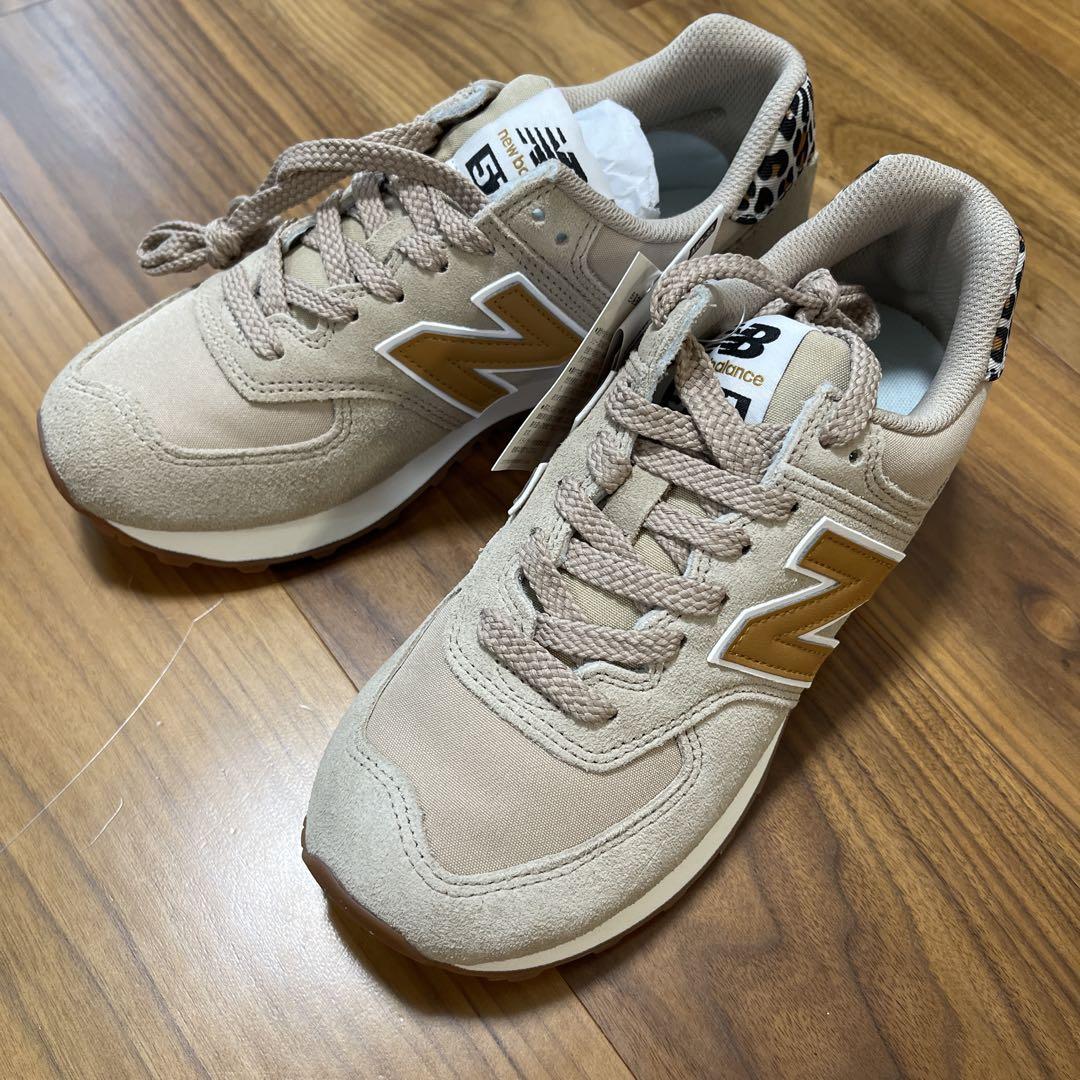 新品タグ付き new balance 574（NEW BALANCE(ニューバランス