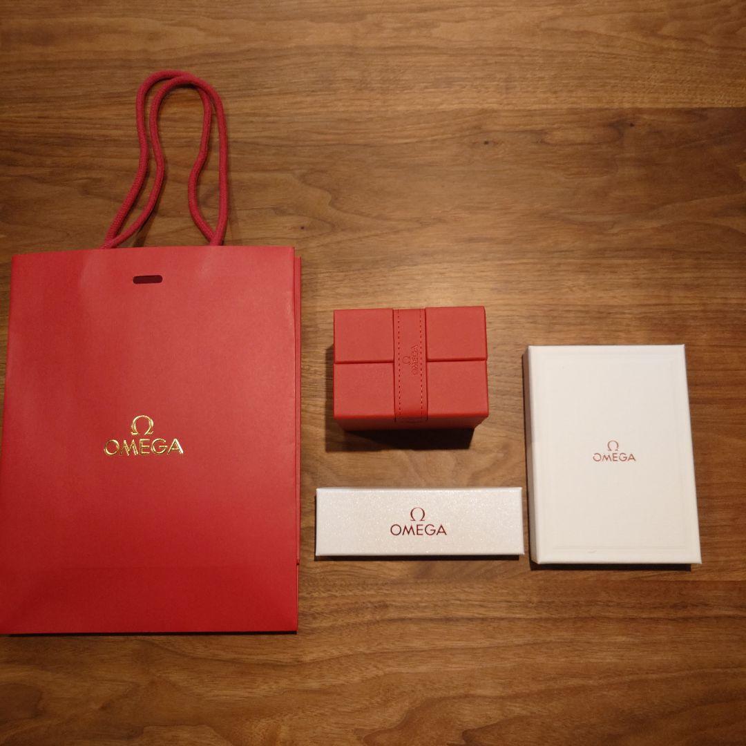 箱あり未使用品❗️　OMEGA　オメガ　ペブルドレザー　パスポートケース オメガ OMEGA ボックス - メルカリ