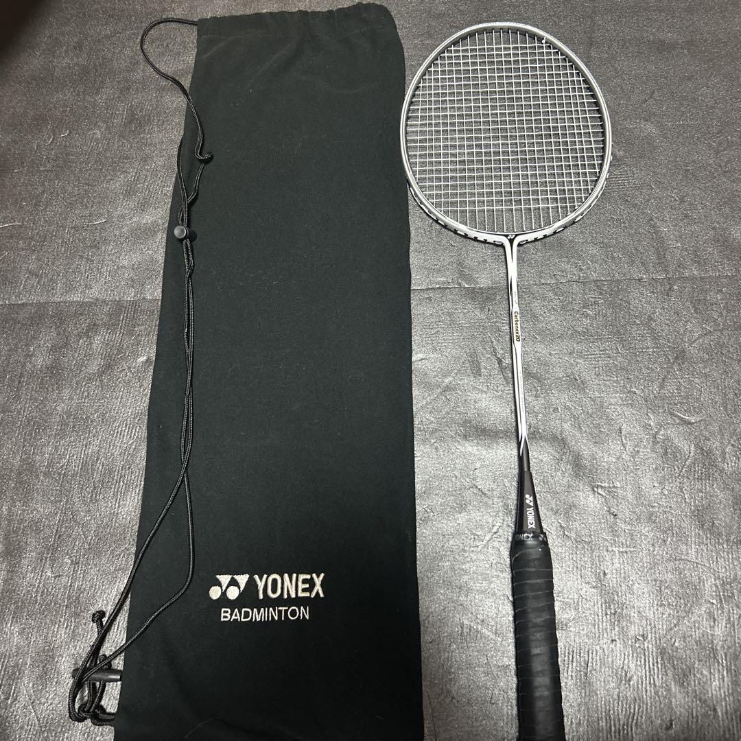 YONEX Carbonex 20 バドミントン ラケット 送料無料 YONEX バドミントンラケット カーボネックス20 白 収納袋付き 3U