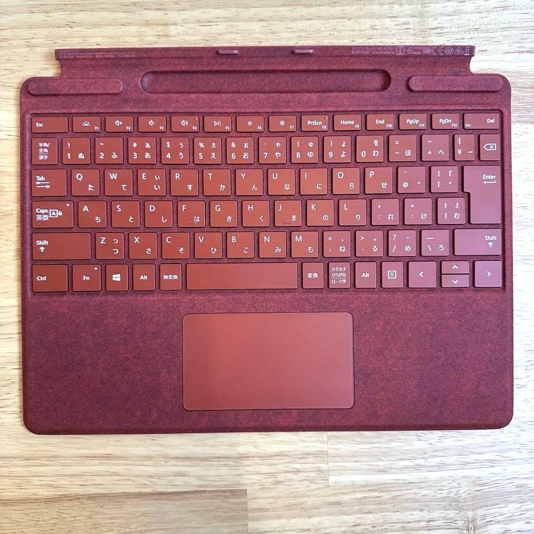美品・Microsoft Surface Pro Signature キーボード（美品