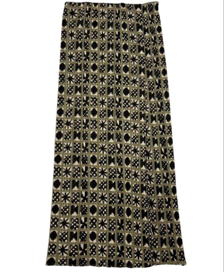 イッセイミヤケ PLEATS ロングスカート PP94-JG605（PLEATS