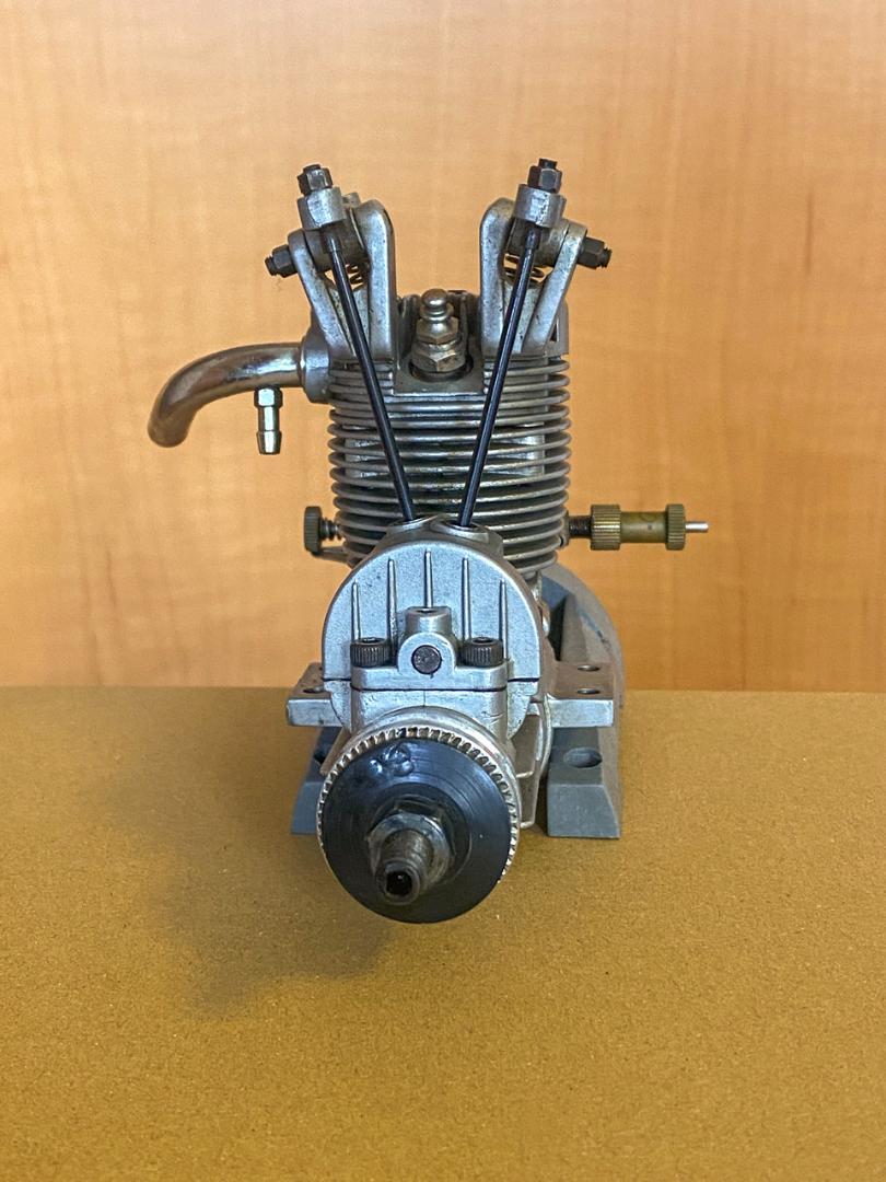 【新品未使用】SAITO FA-30SH 4サイクルエンジン Saito FA-30SH 4 Cycle Engine R/C - Rare, Includes Manual