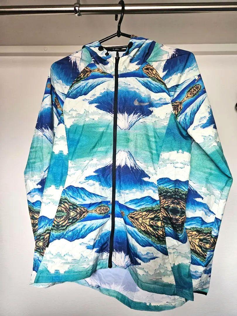 限定レア商品 RUN TOKYO 富士山プリント ウィンドブレーカー 限定レア商品 RUN TOKYO 富士山プリント ウィンドブレーカー