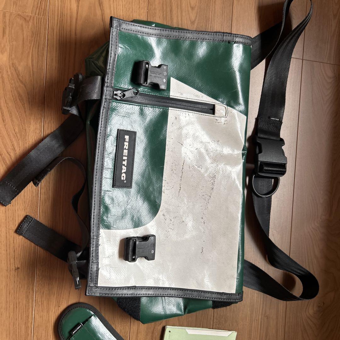 FREITAG グリーン メッセンジャーバッグ Freitag Messenger Bags | Eco-Friendly | Kauri Store®