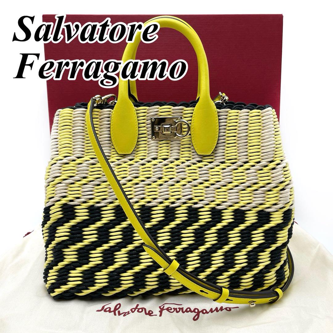 【未使用級 現行】フェラガモ スタジオバッグ ガンチーニ ハンドバッグ フェラガモ Ferragamo ガンチーニ スタジオバッグ ハンドバッグ