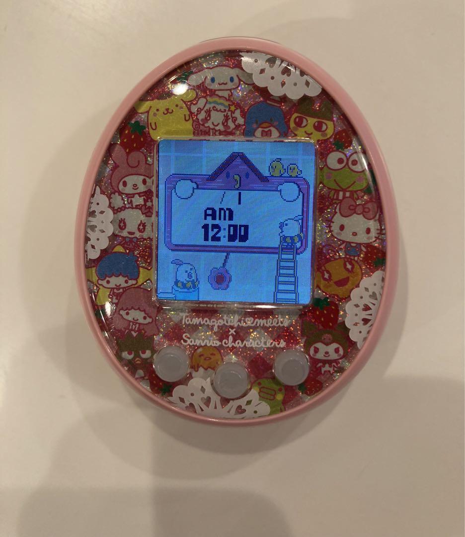 【新品・未開封】たまごっちみーつ サンリオキャラクターズみーつver． ピンク 新品未開封】たまごっちみーつ サンリオキャラクターズみーつver