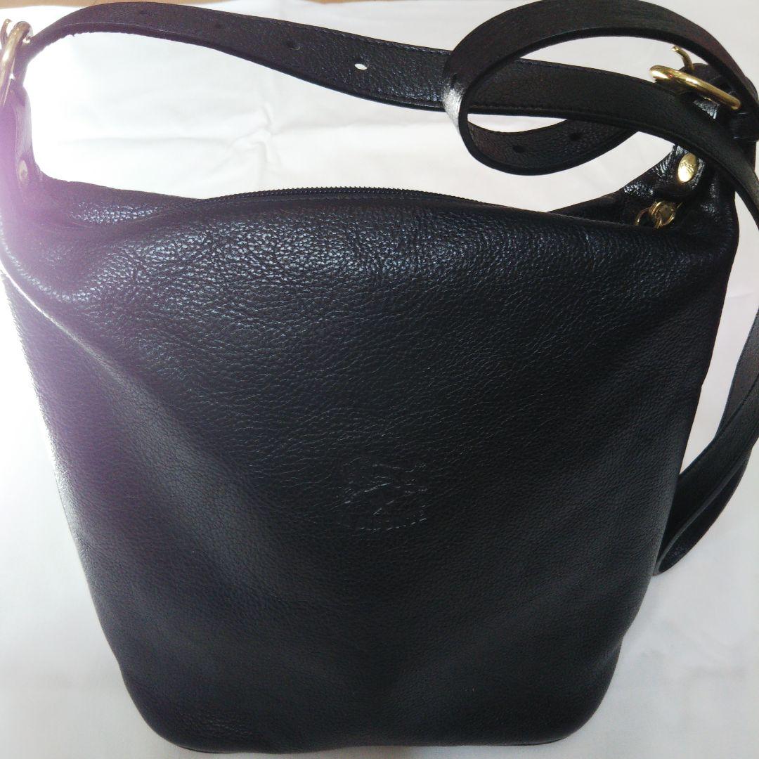 イルビゾンテ　ショルダーバッグ　黒 IL BISONTE / ORIGINAL LEATHER / SHOULDER BAG（ショルダー