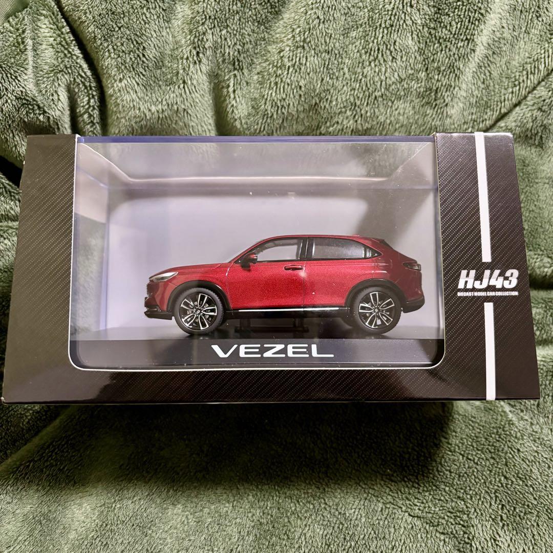 【プレミアムクリスタルレッド・メタリック】新型ヴェゼルRV型・1/43ミニカー プレミアムクリスタルレッド・メタリック】新型ヴェゼルRV型・1