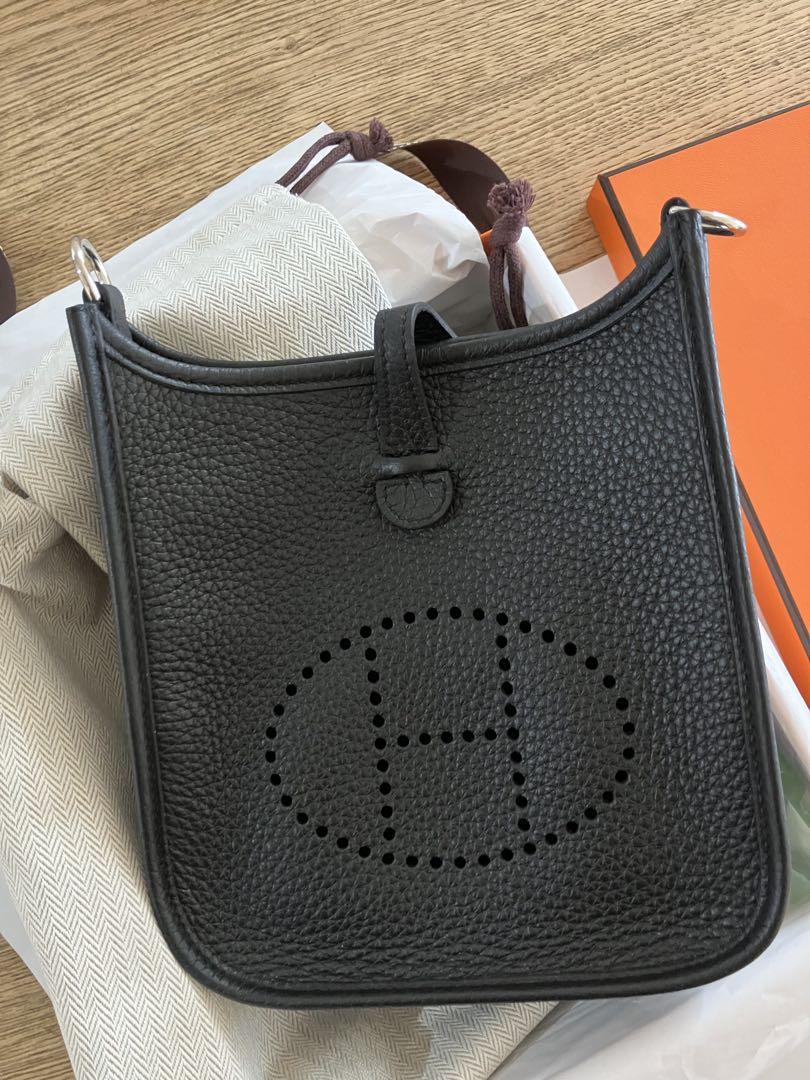 ★すー★HERMES★エブリンtpm★ノアール★シルバー金具★W刻印★ エルメス ミニエヴリン TPM ノワール トリヨンクレマンス