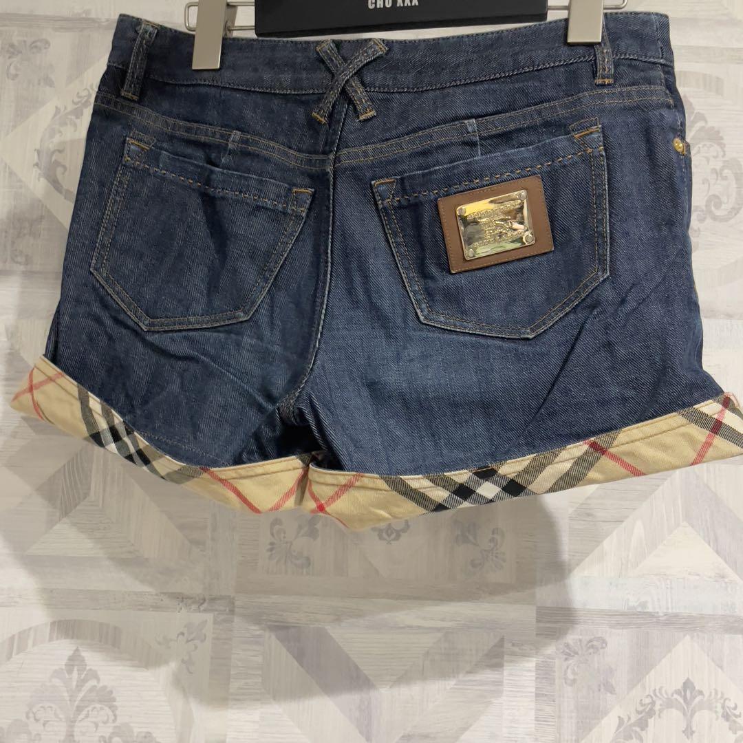 極美品／バーバリーブルーレーベル ノバチェック デニムショートパンツ 金プレート 極美品／バーバリーブルーレーベル ノバチェック デニムショート