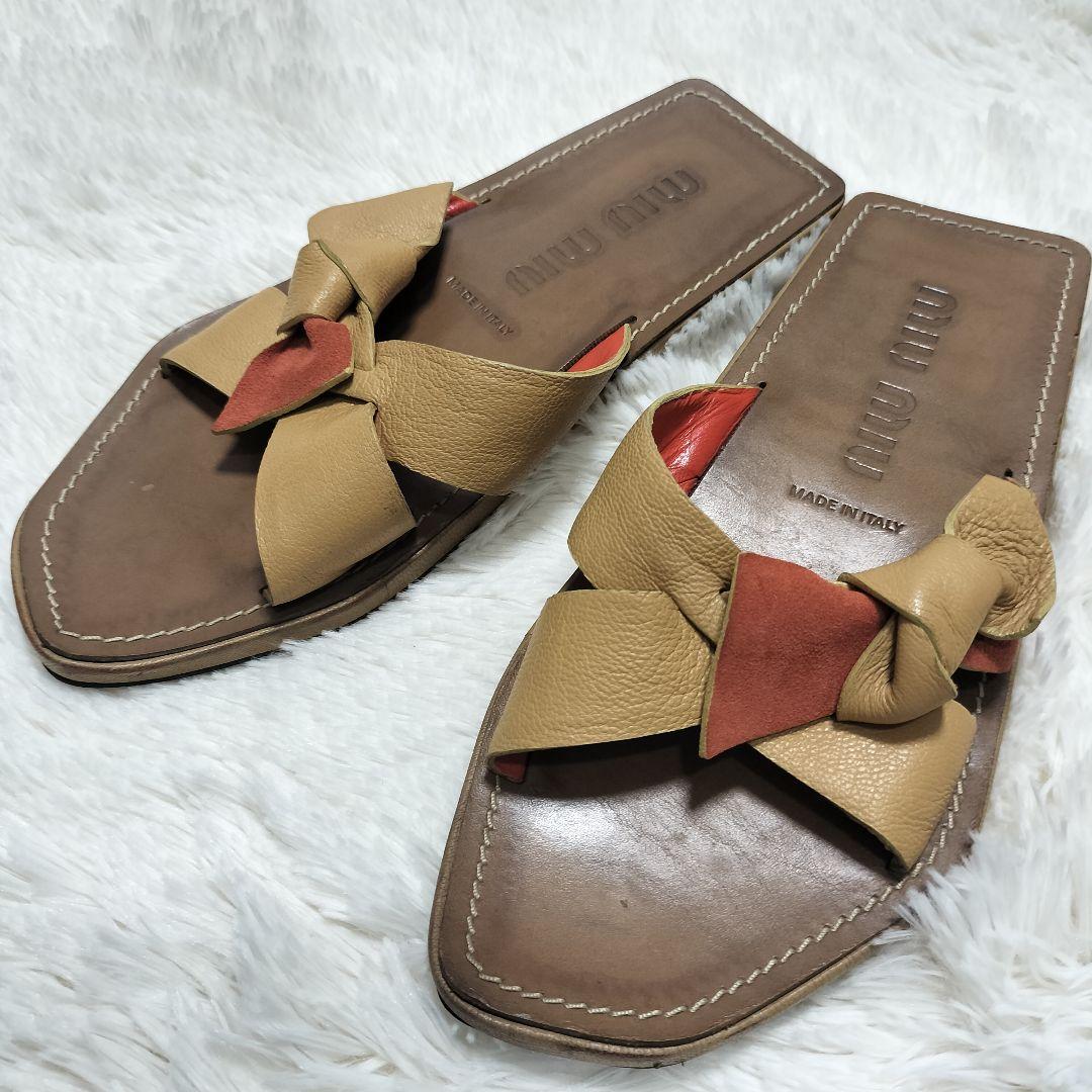 【セール】ミュウミュウ ナッパレザーフラットサンダル 5XX546 セール】ミュウミュウ ナッパレザーフラットサンダル 5XX546