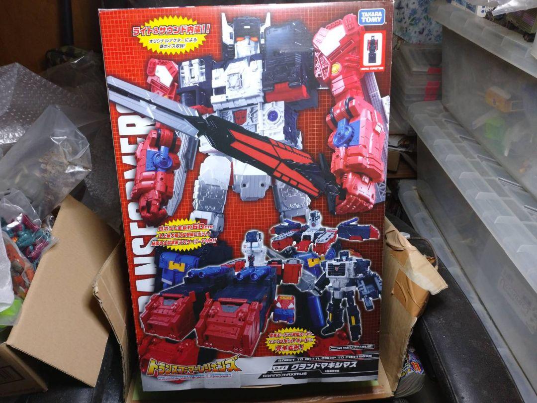 激レア!未開封品 タカラトミーモール限定トランスフォーマーグランドマキシマス 激レア!未開封品 タカラトミーモール限定トランスフォーマー